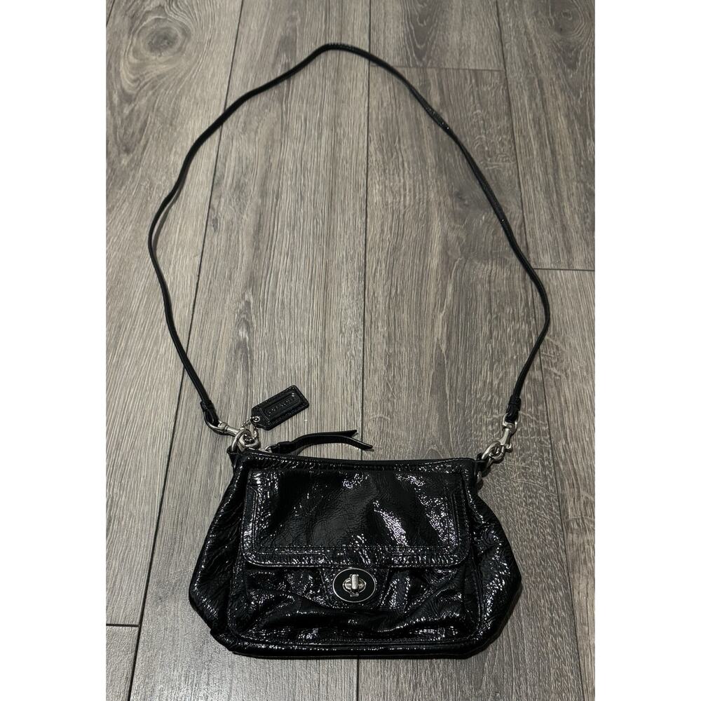 Coach Black patent leather shoulder bag